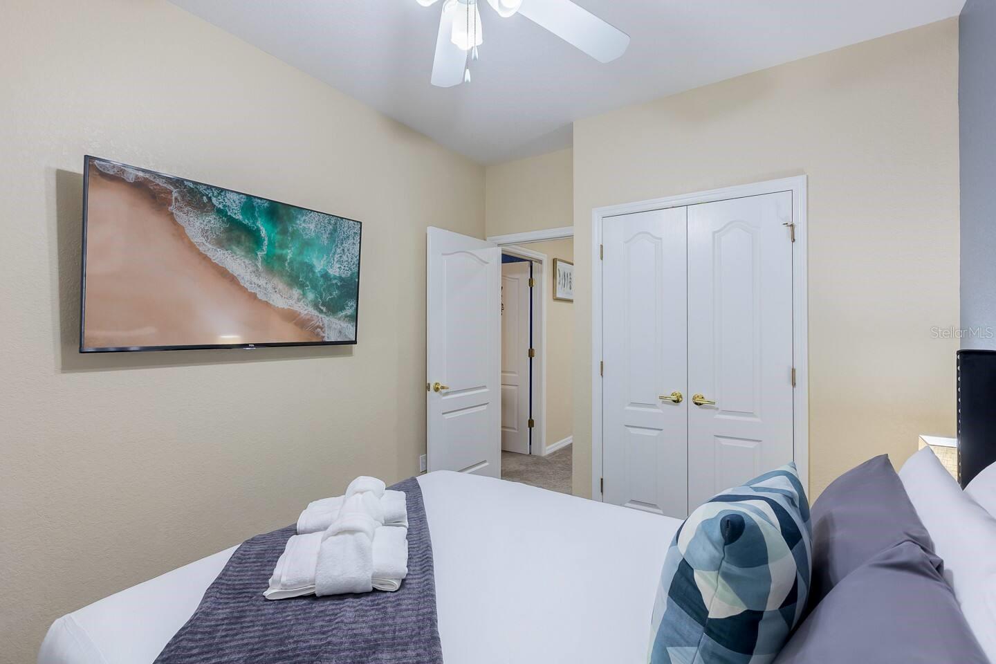 2433 CARAVELLE CIR, KISSIMMEE, FL, 34746