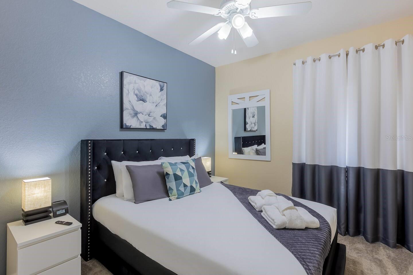 2433 CARAVELLE CIR, KISSIMMEE, FL, 34746