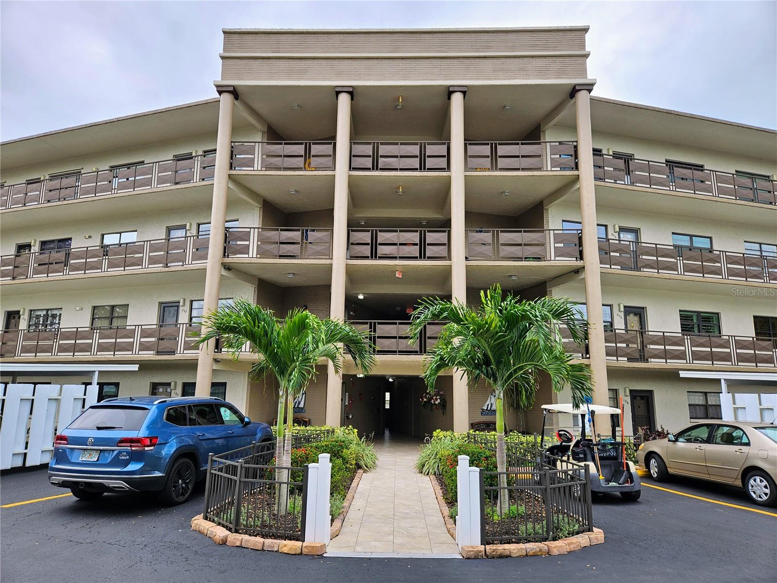 6190 80TH ST N #108, ST PETERSBURG, FL, 33709