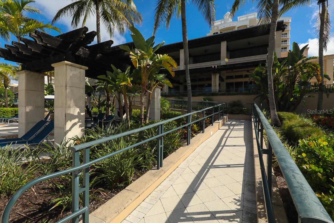 1300 BENJAMIN FRANKLIN DR #305, SARASOTA, FL, 34236