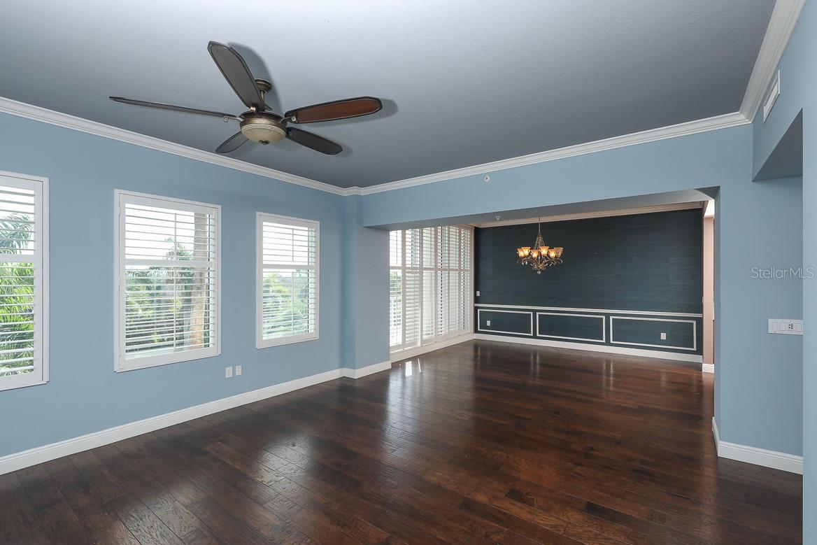 1300 BENJAMIN FRANKLIN DR #305, SARASOTA, FL, 34236