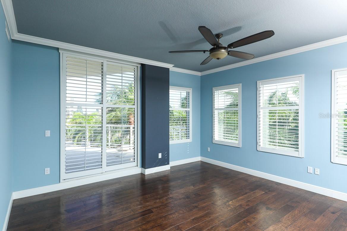 1300 BENJAMIN FRANKLIN DR #305, SARASOTA, FL, 34236