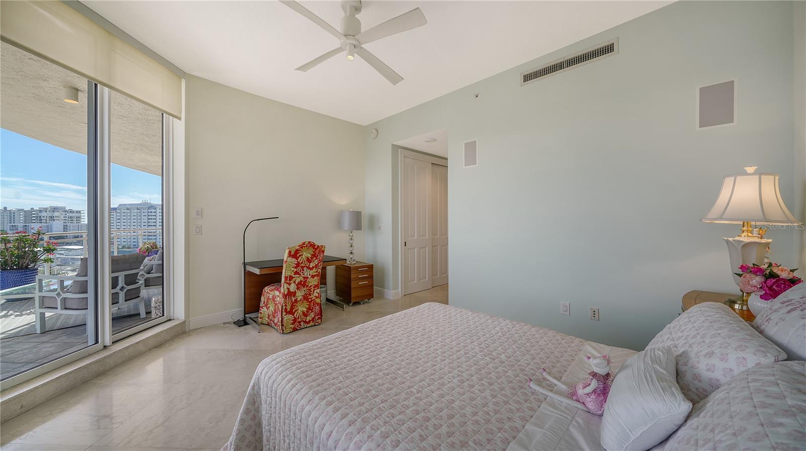 1300 BENJAMIN FRANKLIN DR #701, SARASOTA, FL, 34236
