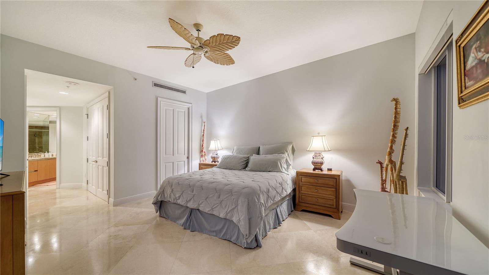 1300 BENJAMIN FRANKLIN DR #701, SARASOTA, FL, 34236