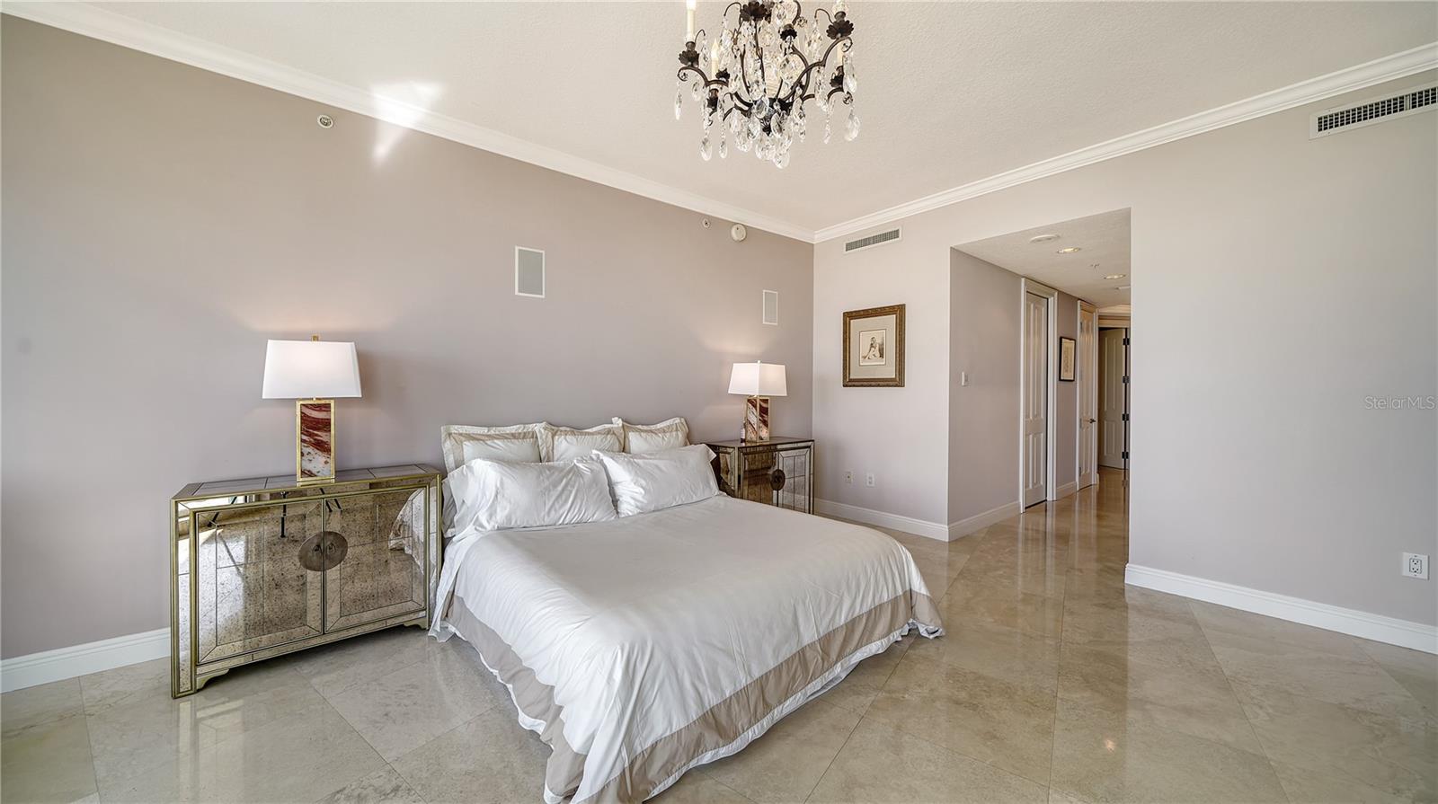 1300 BENJAMIN FRANKLIN DR #701, SARASOTA, FL, 34236