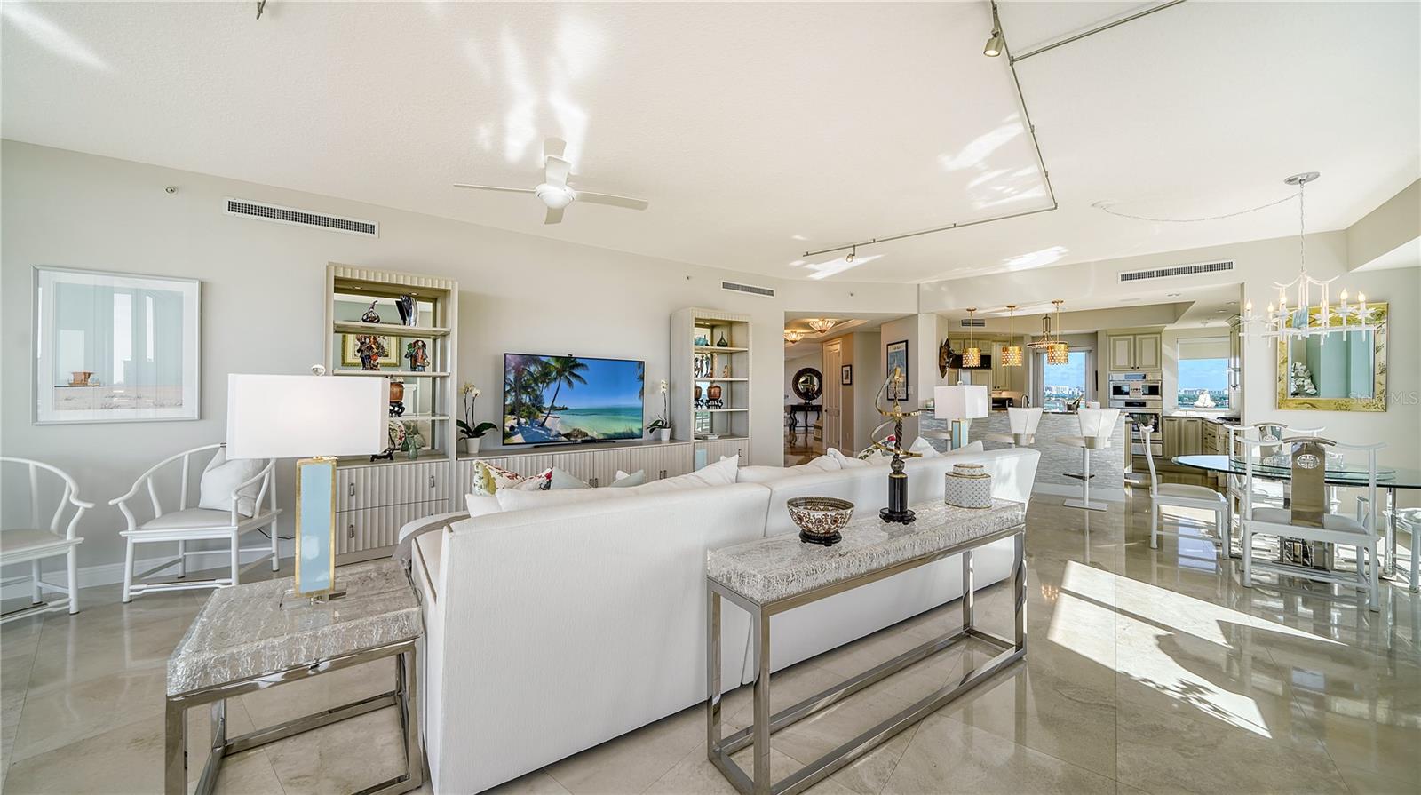1300 BENJAMIN FRANKLIN DR #701, SARASOTA, FL, 34236