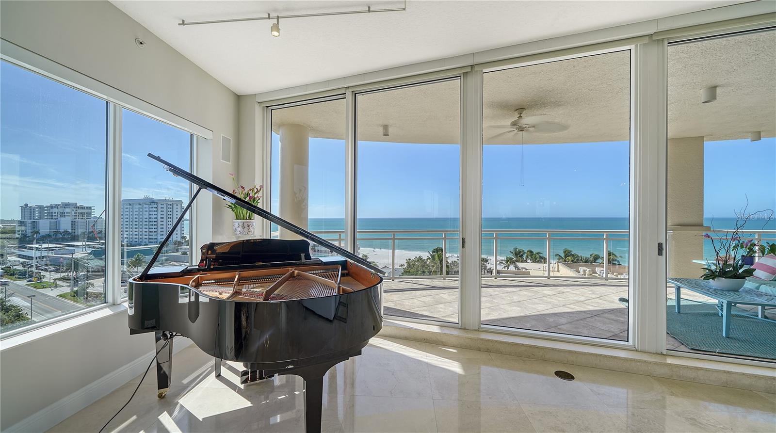 1300 BENJAMIN FRANKLIN DR #701, SARASOTA, FL, 34236