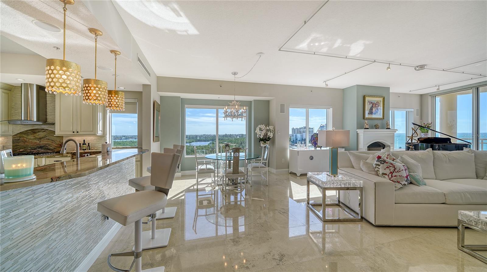 1300 BENJAMIN FRANKLIN DR #701, SARASOTA, FL, 34236
