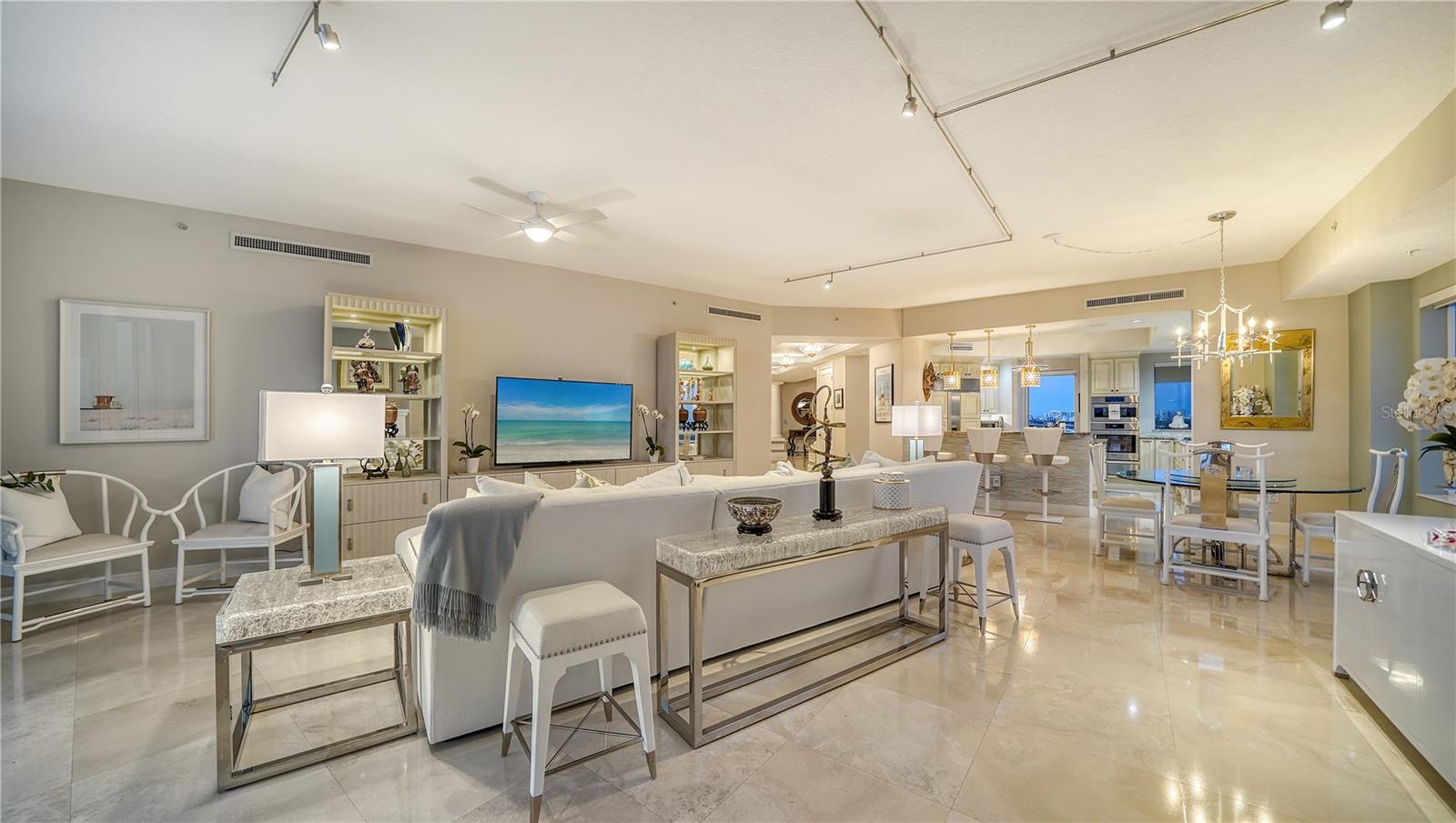 1300 BENJAMIN FRANKLIN DR #701, SARASOTA, FL, 34236