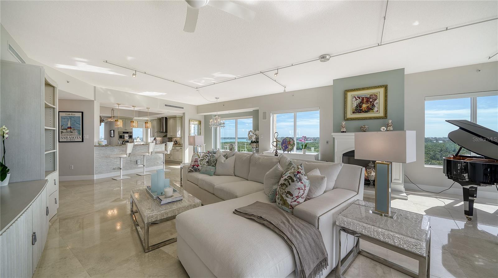 1300 BENJAMIN FRANKLIN DR #701, SARASOTA, FL, 34236