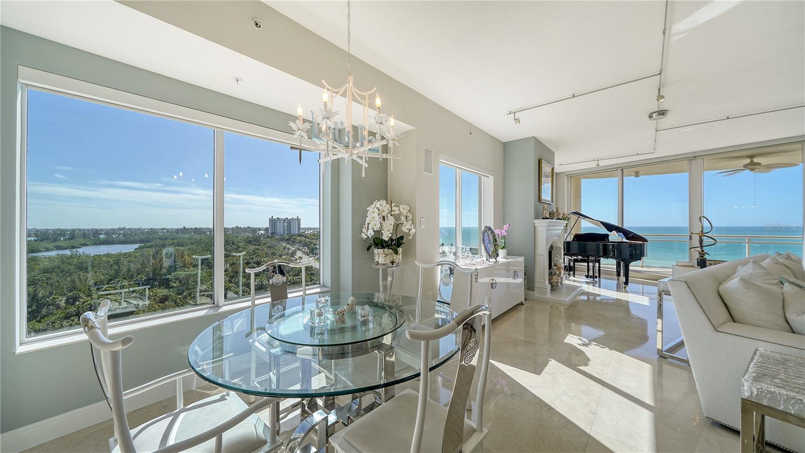 1300 BENJAMIN FRANKLIN DR #701, SARASOTA, FL, 34236