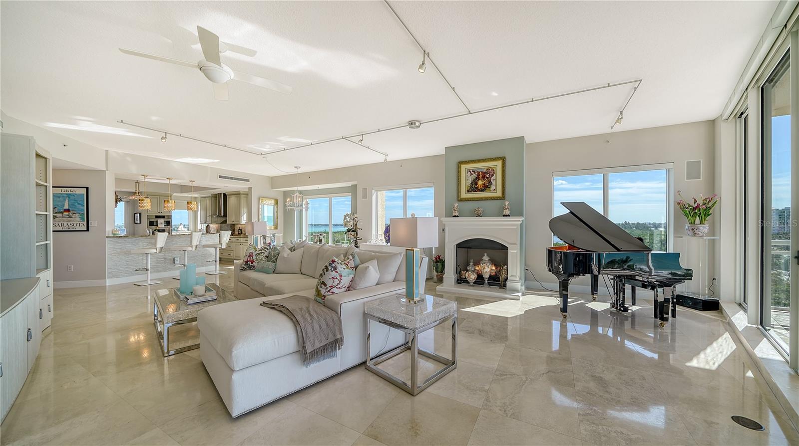 1300 BENJAMIN FRANKLIN DR #701, SARASOTA, FL, 34236