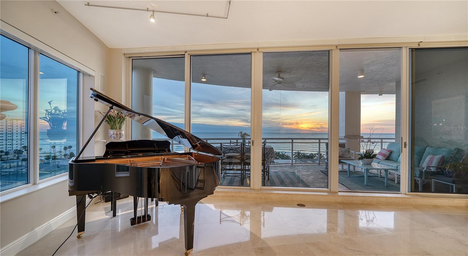 1300 BENJAMIN FRANKLIN DR #701, SARASOTA, FL, 34236