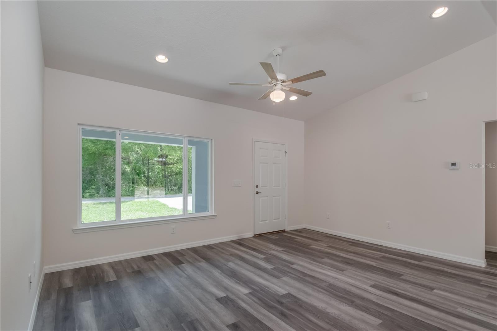 1 MALAUKA LOOP LN, OCKLAWAHA, FL, 32179