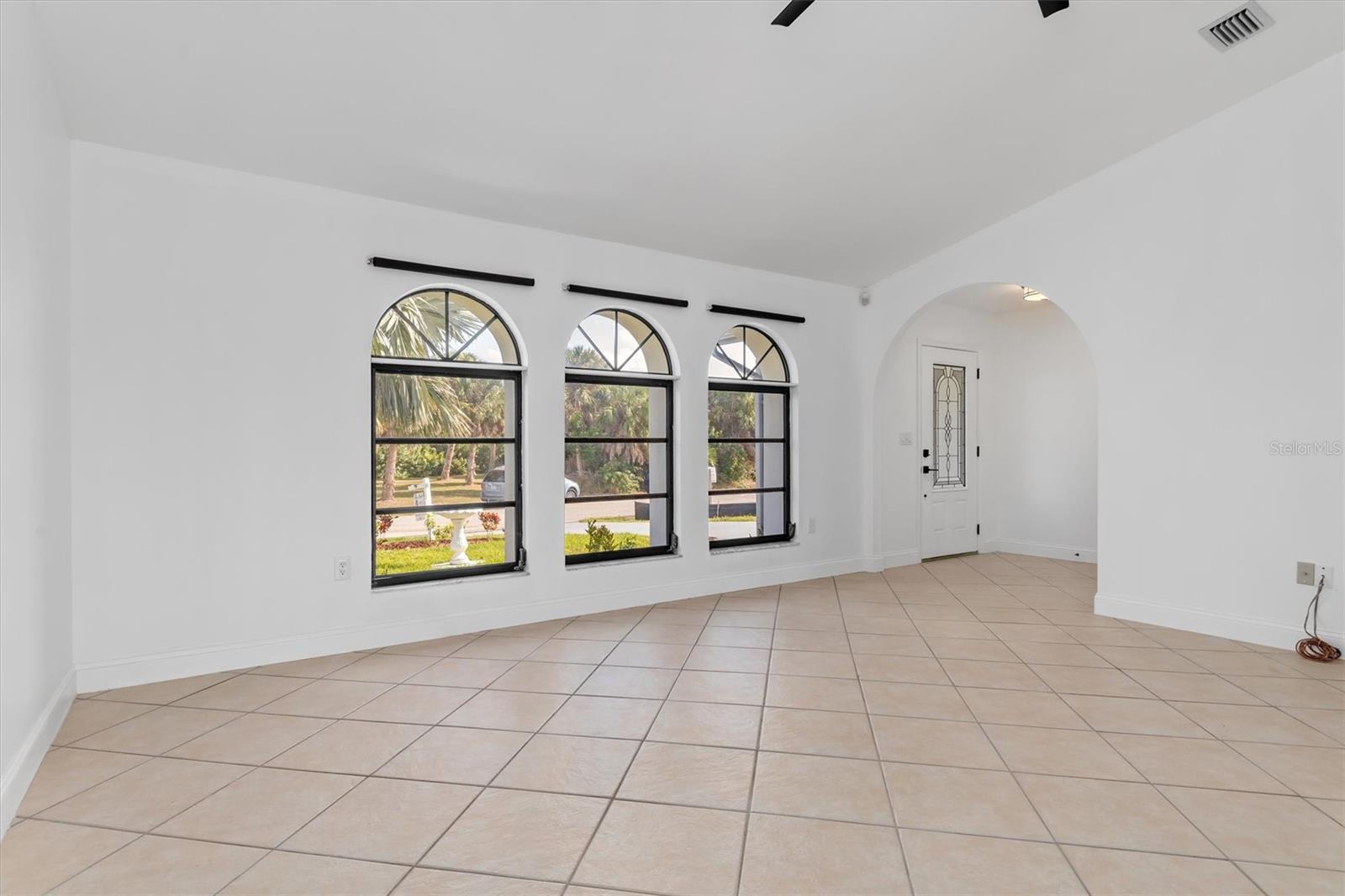 18602 AYRSHIRE CIR, PORT CHARLOTTE, FL, 33948