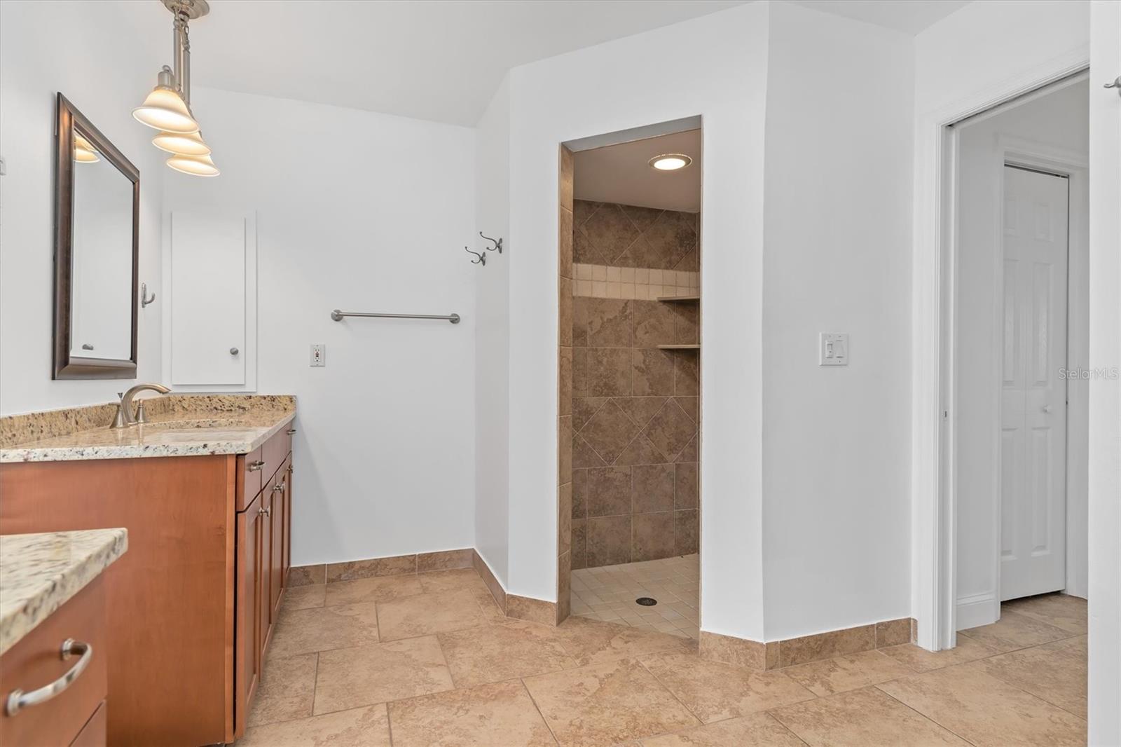 18602 AYRSHIRE CIR, PORT CHARLOTTE, FL, 33948