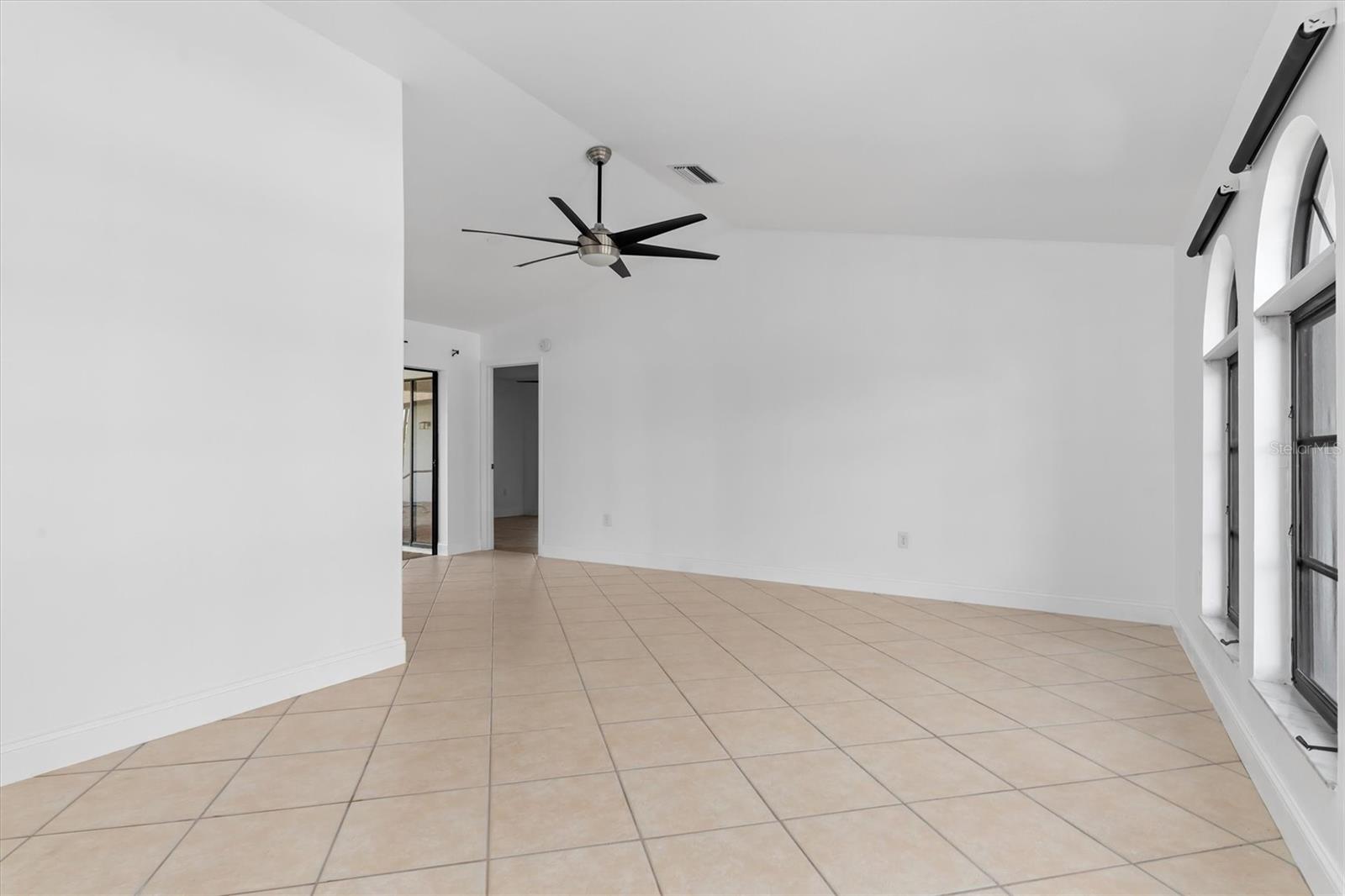 18602 AYRSHIRE CIR, PORT CHARLOTTE, FL, 33948
