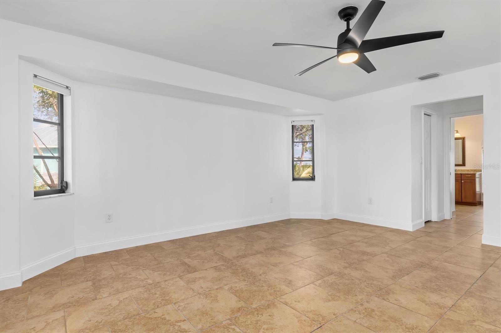 18602 AYRSHIRE CIR, PORT CHARLOTTE, FL, 33948