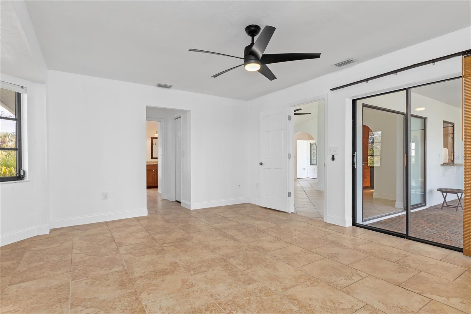 18602 AYRSHIRE CIR, PORT CHARLOTTE, FL, 33948