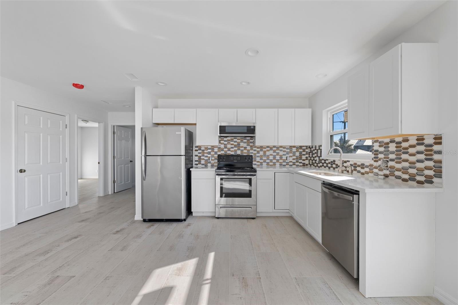 2210 AVENUE C #A & B, BRADENTON BEACH, FL, 34217