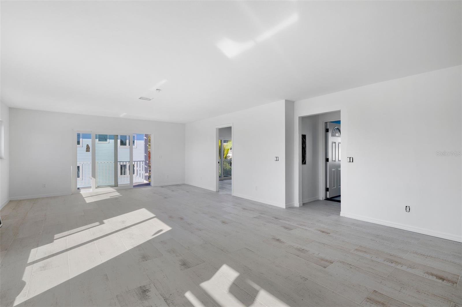 2210 AVENUE C #A & B, BRADENTON BEACH, FL, 34217