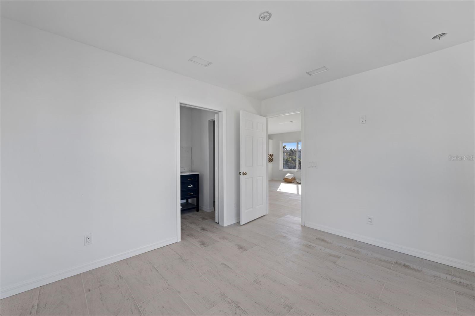 2210 AVENUE C #A & B, BRADENTON BEACH, FL, 34217