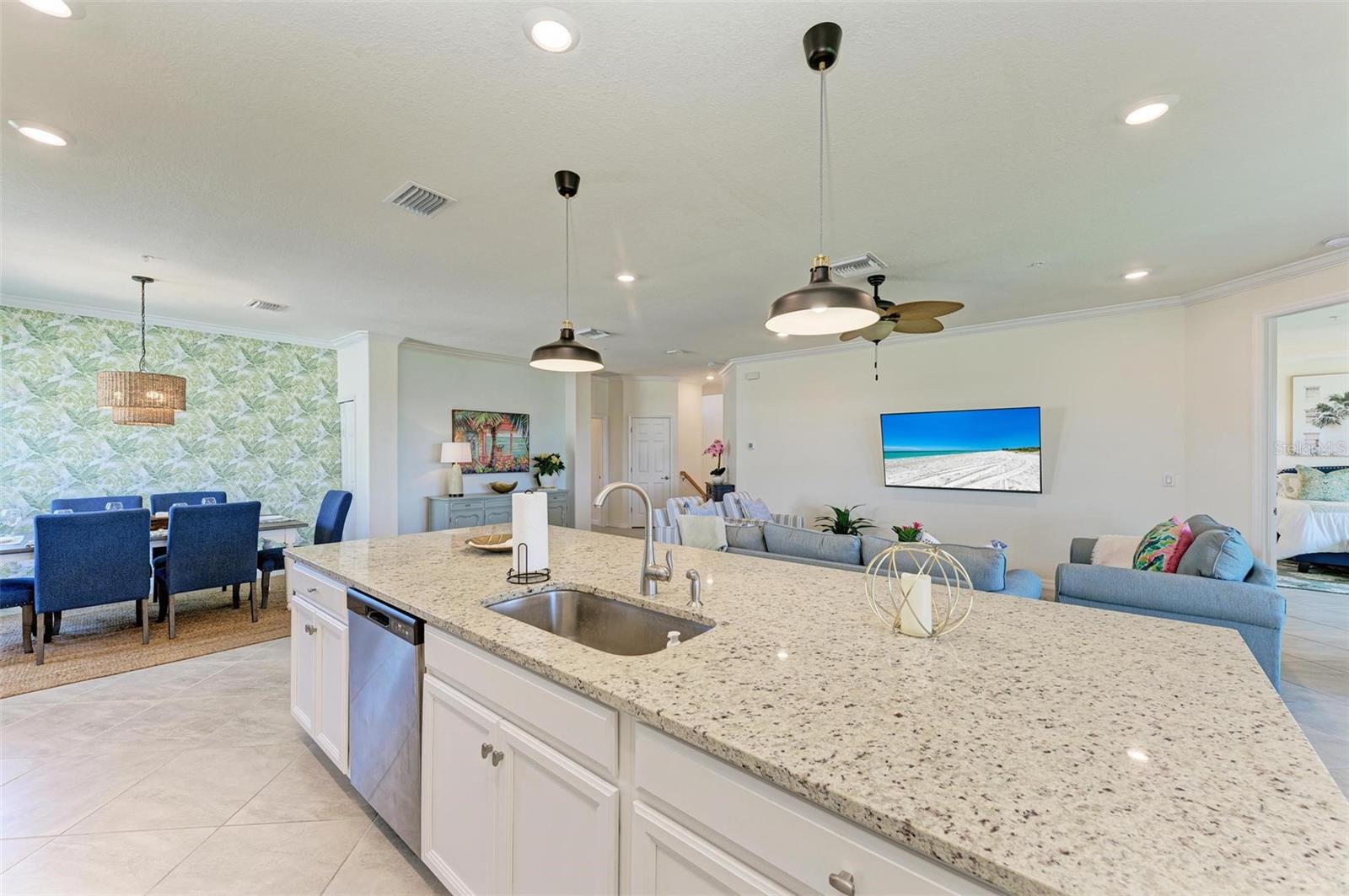 6086 WORSHAM LN #103, BRADENTON, FL, 34211