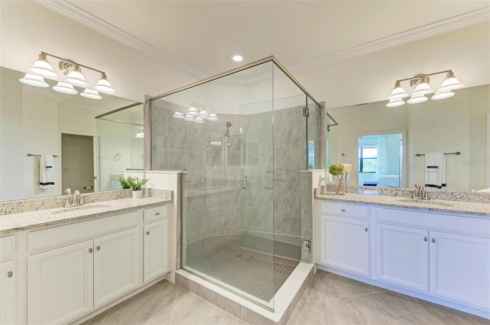 6086 WORSHAM LN #103, BRADENTON, FL, 34211