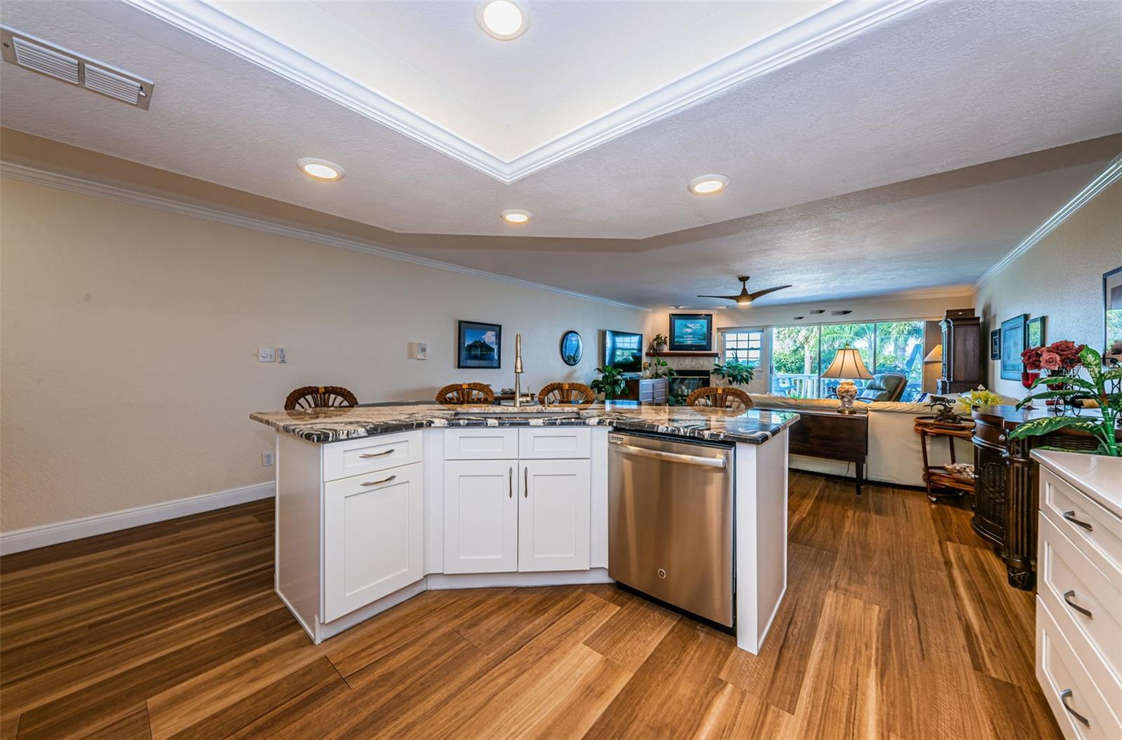 213 46TH AVE, ST PETE BEACH, FL, 33706