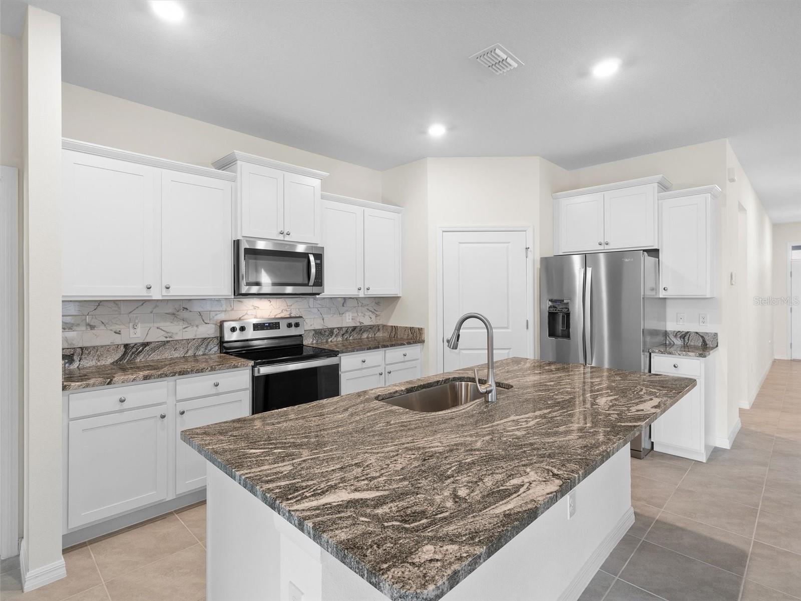 7764 JUNE LN, WILDWOOD, FL, 34785