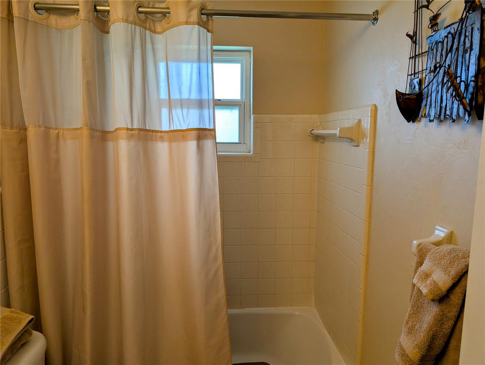 1628 PARADISE LN, ASTOR, FL, 32102