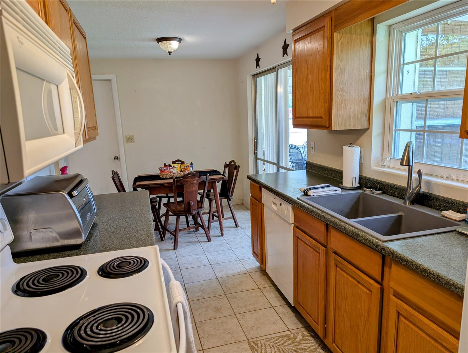 1628 PARADISE LN, ASTOR, FL, 32102