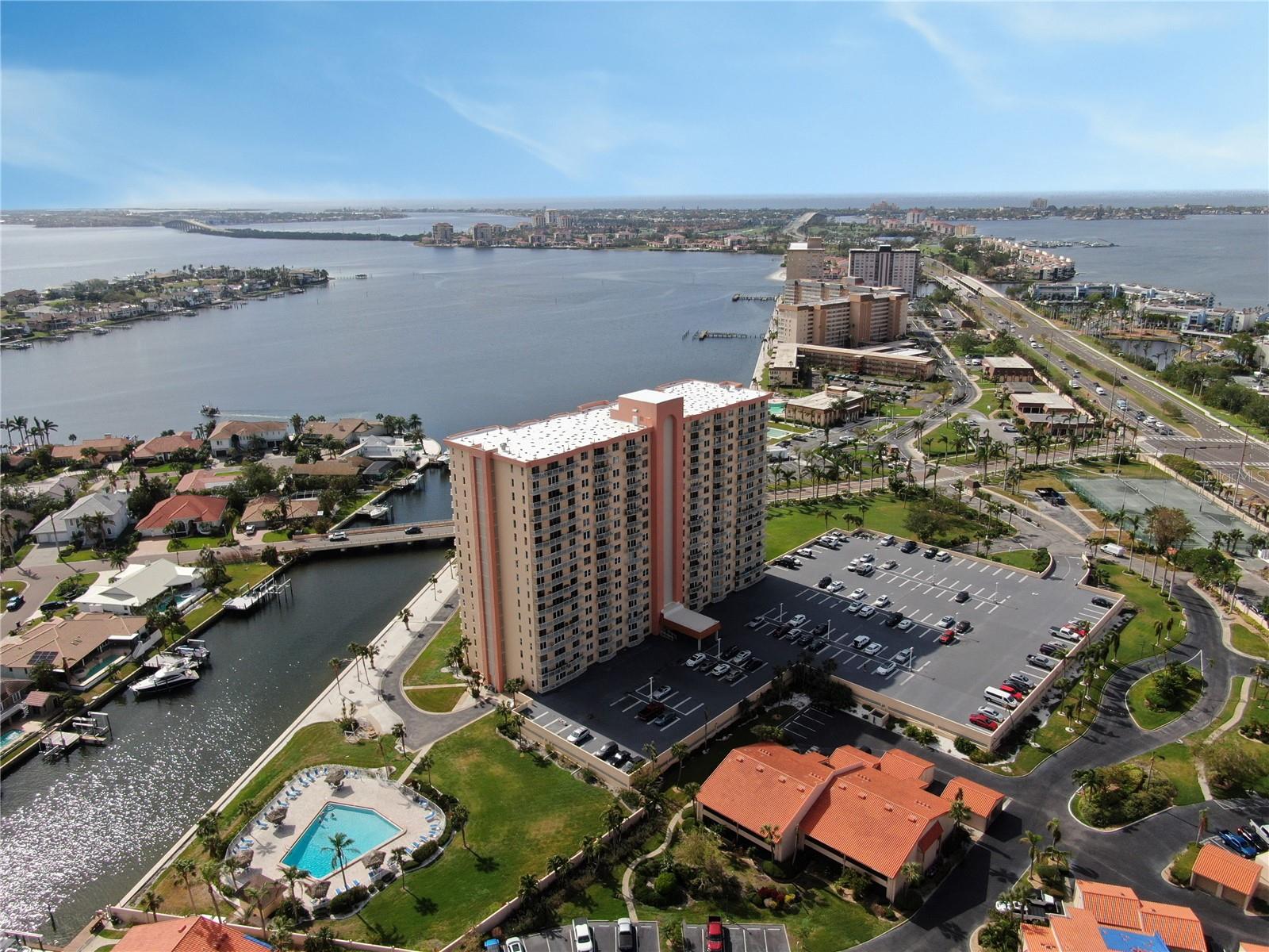 4900 BRITTANY DR S #1011, ST PETERSBURG, FL, 33715
