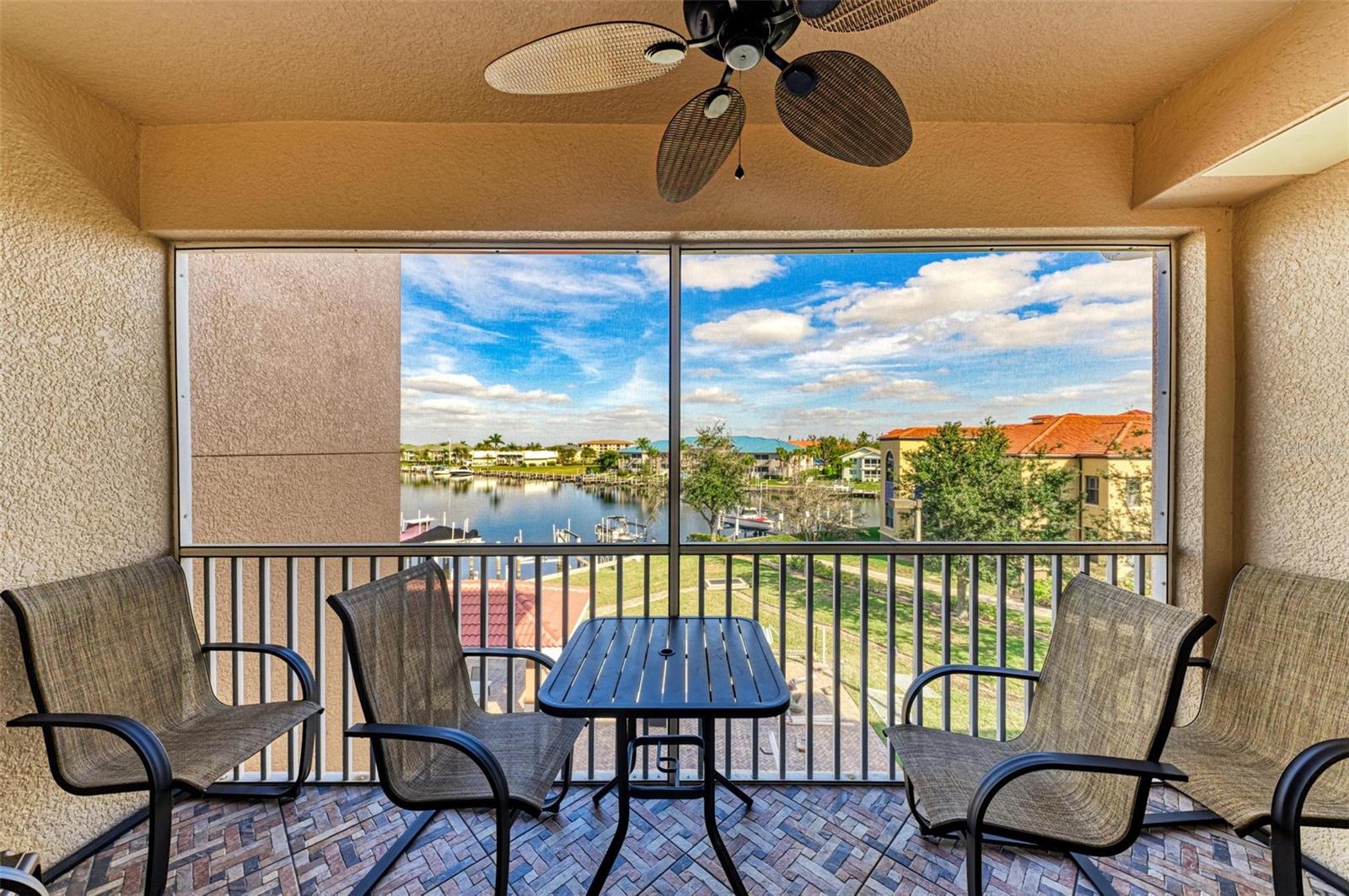 3322 PURPLE MARTIN DR #135, PUNTA GORDA, FL, 33950