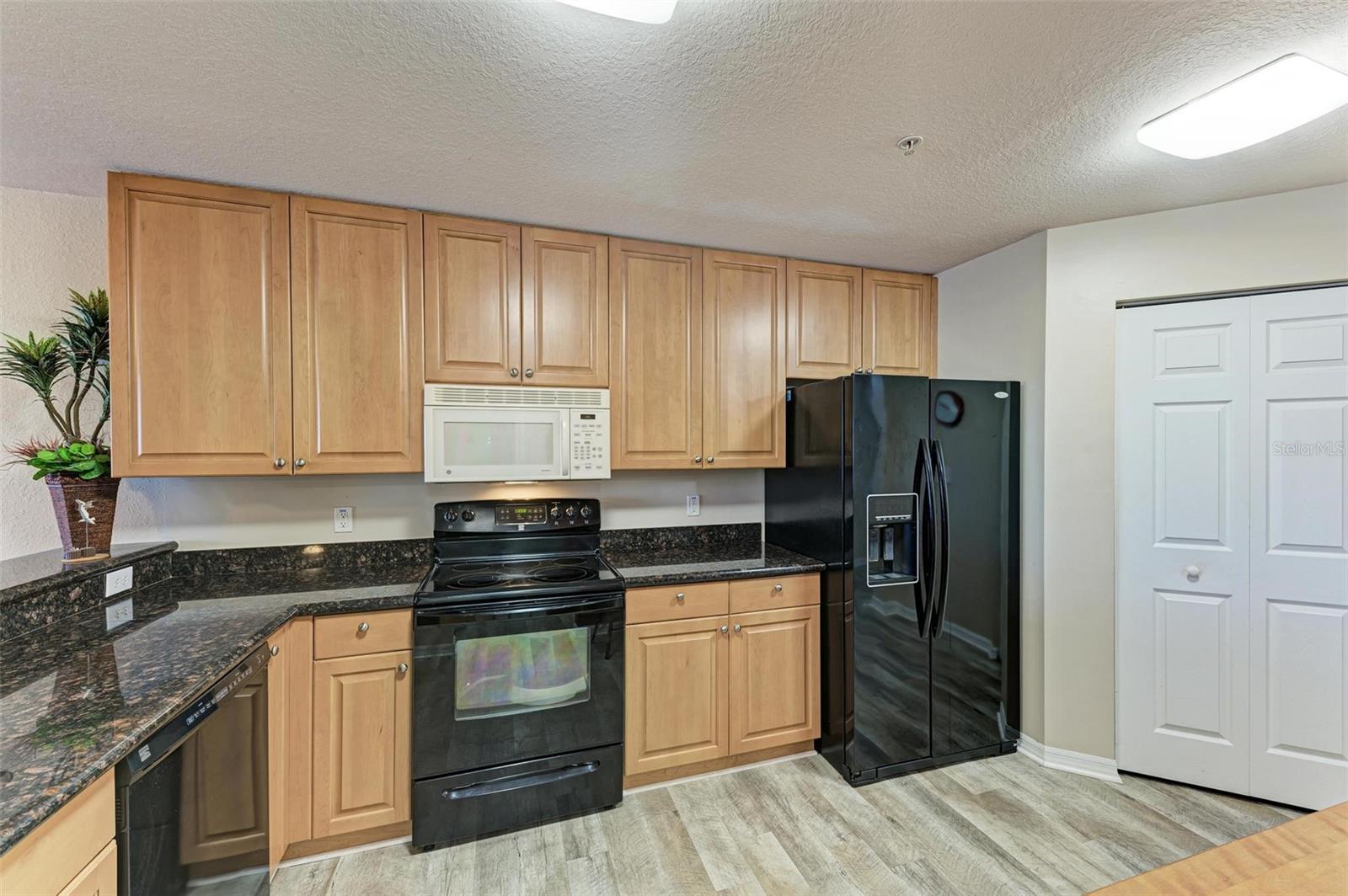 3322 PURPLE MARTIN DR #135, PUNTA GORDA, FL, 33950