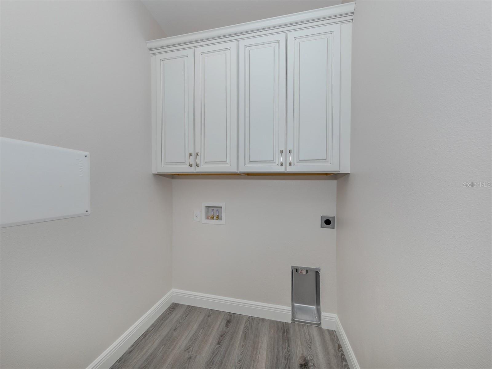 922 E VENICE AVE, VENICE, FL, 34285