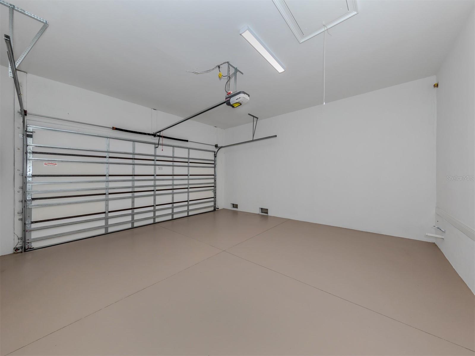 922 E VENICE AVE, VENICE, FL, 34285