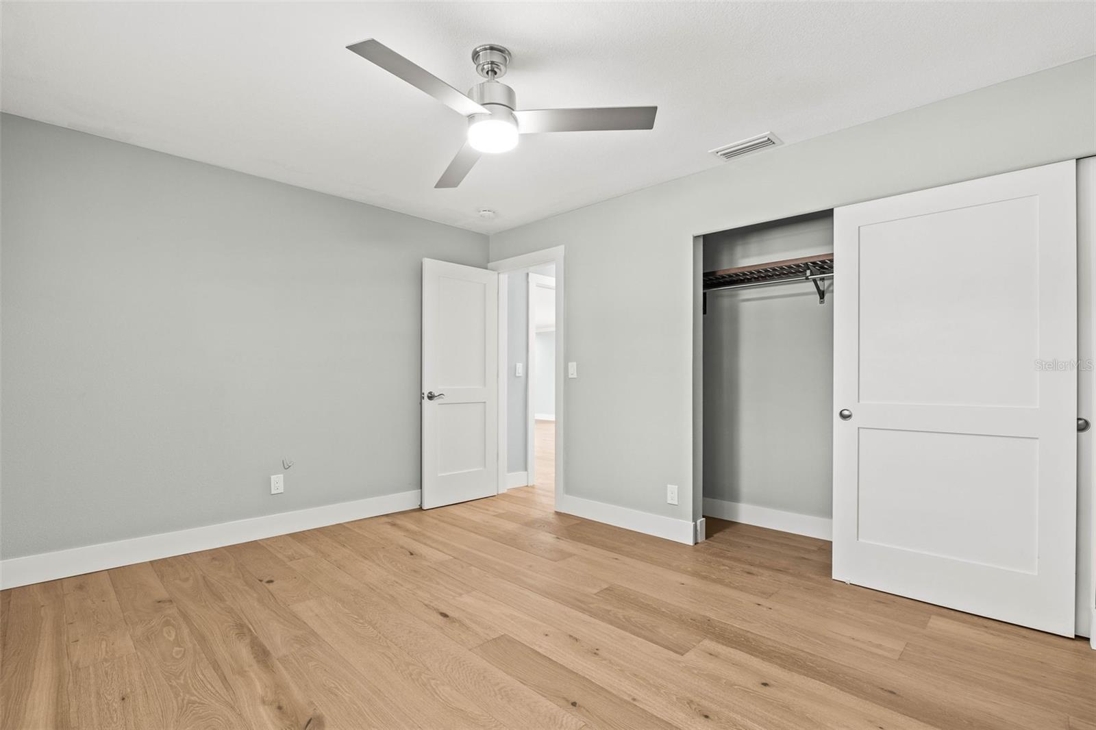 170 98TH AVE N, ST PETERSBURG, FL, 33702