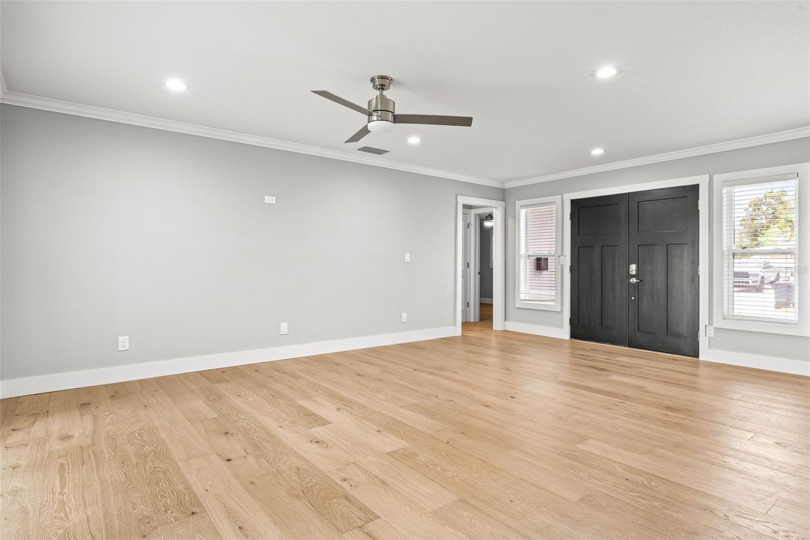 170 98TH AVE N, ST PETERSBURG, FL, 33702