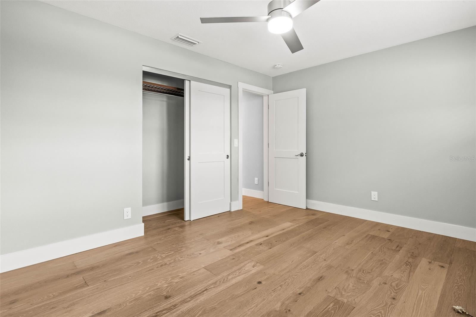 170 98TH AVE N, ST PETERSBURG, FL, 33702
