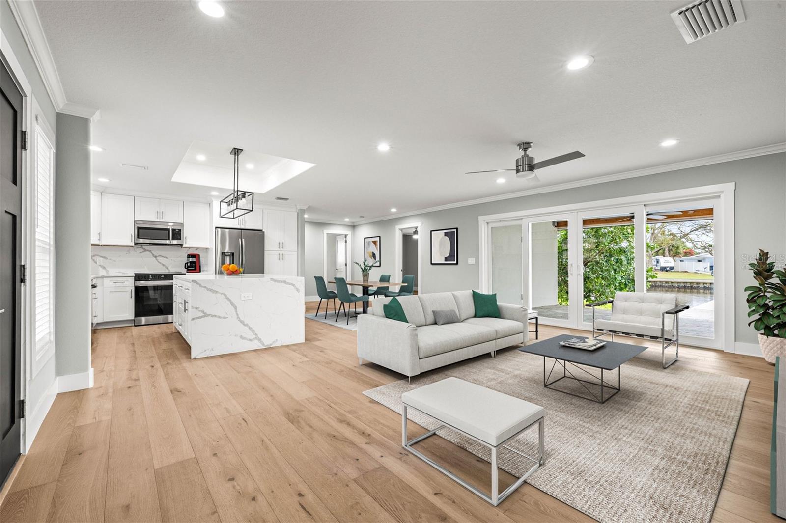 170 98TH AVE N, ST PETERSBURG, FL, 33702