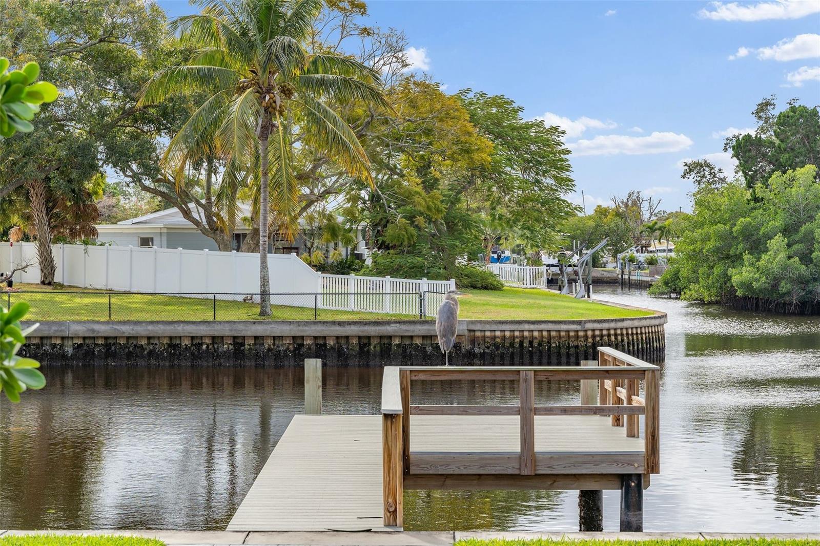 170 98TH AVE N, ST PETERSBURG, FL, 33702