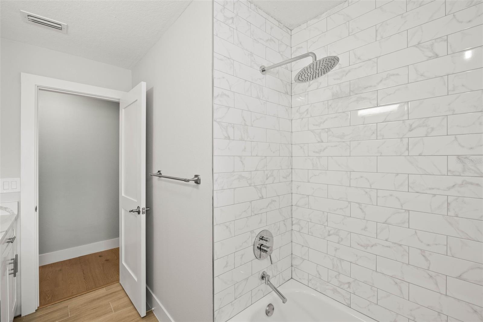 170 98TH AVE N, ST PETERSBURG, FL, 33702