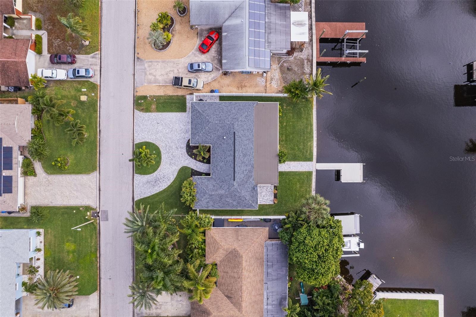 170 98TH AVE N, ST PETERSBURG, FL, 33702