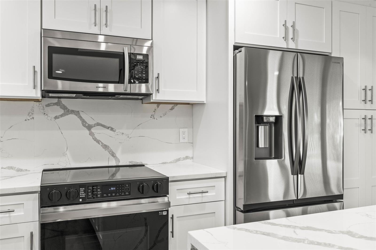 170 98TH AVE N, ST PETERSBURG, FL, 33702