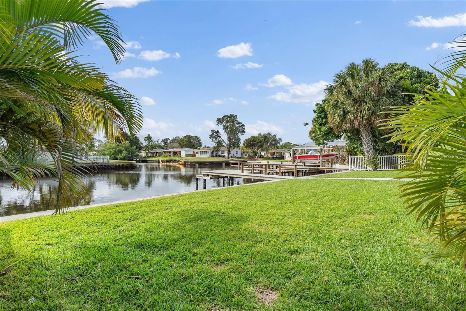 170 98TH AVE N, ST PETERSBURG, FL, 33702