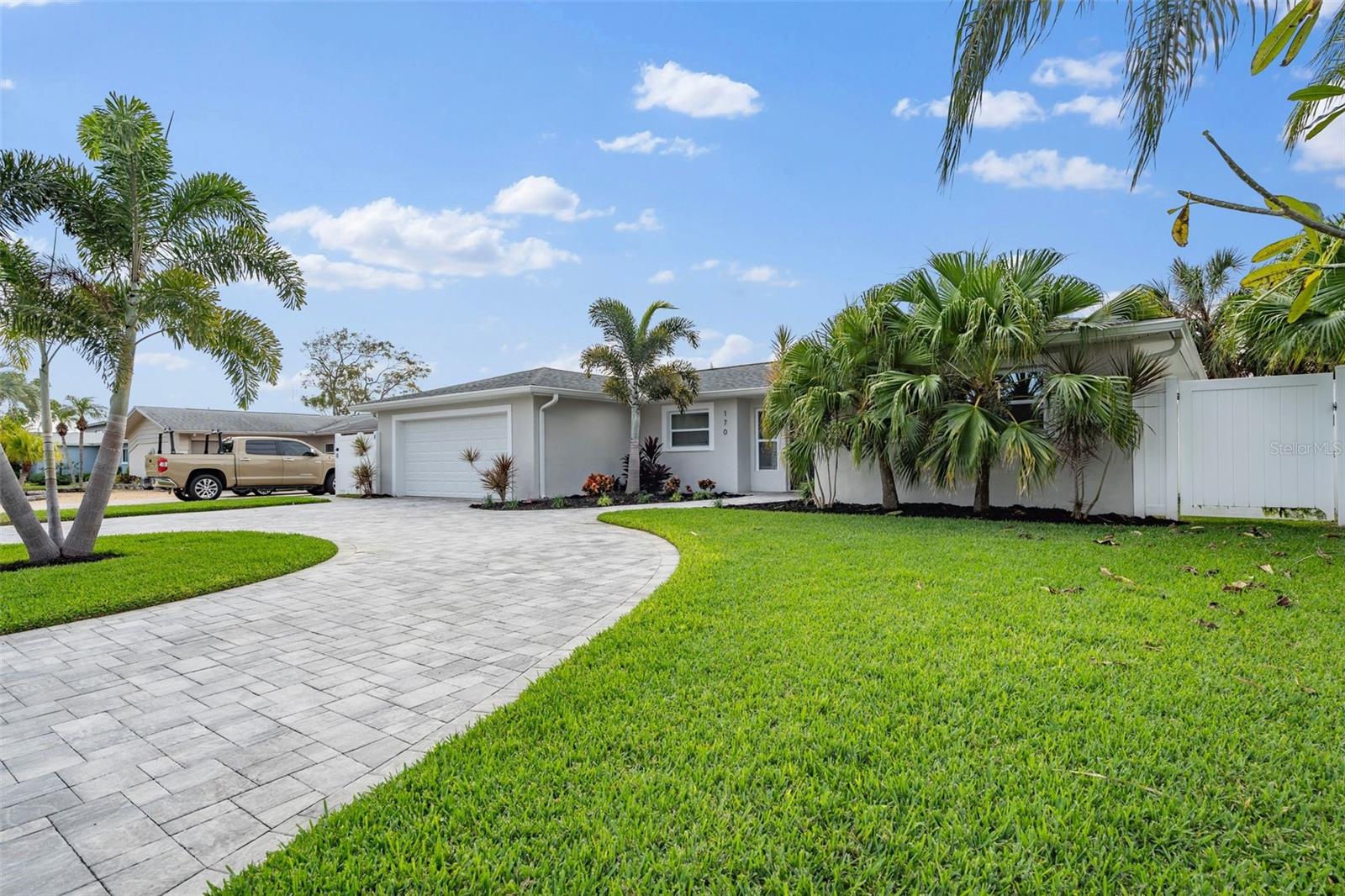 170 98TH AVE N, ST PETERSBURG, FL, 33702