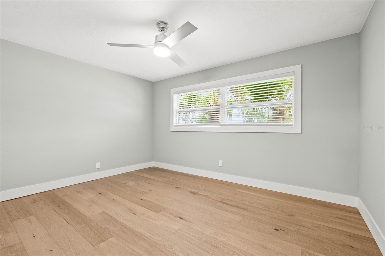 170 98TH AVE N, ST PETERSBURG, FL, 33702