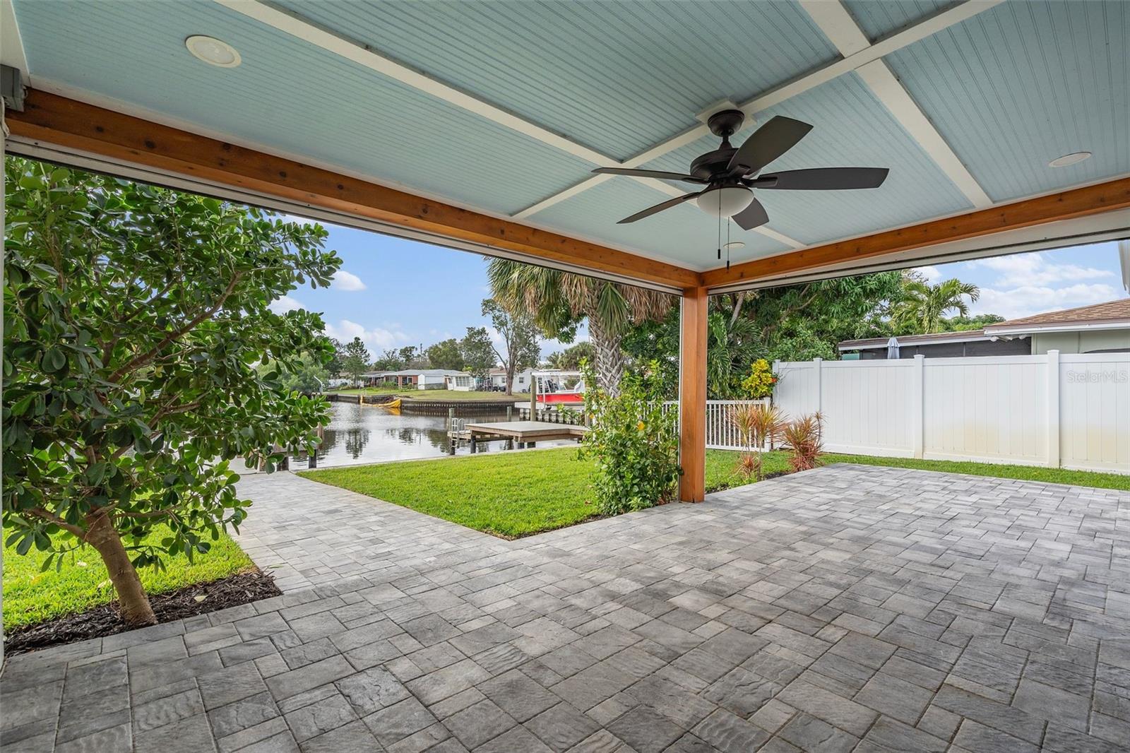 170 98TH AVE N, ST PETERSBURG, FL, 33702