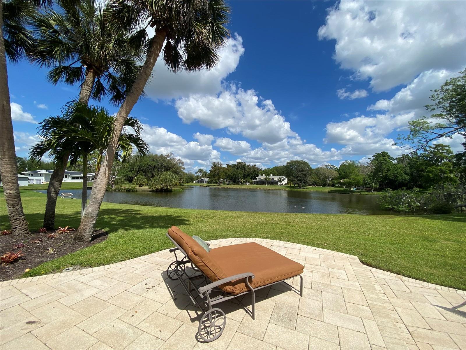 3535 W FOREST LAKE DR, SARASOTA, FL, 34232
